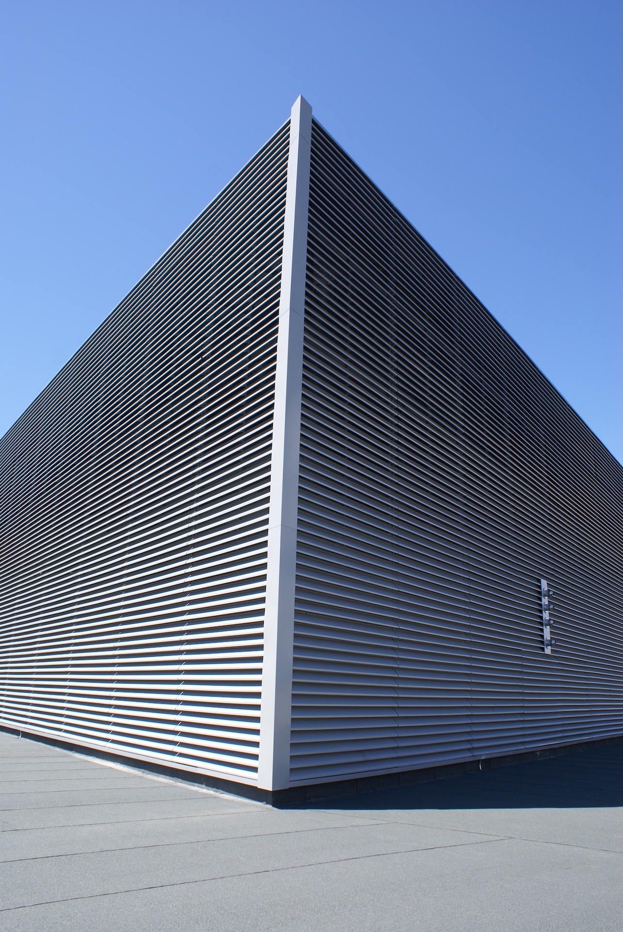 Feature Fins, Louvres & Screens