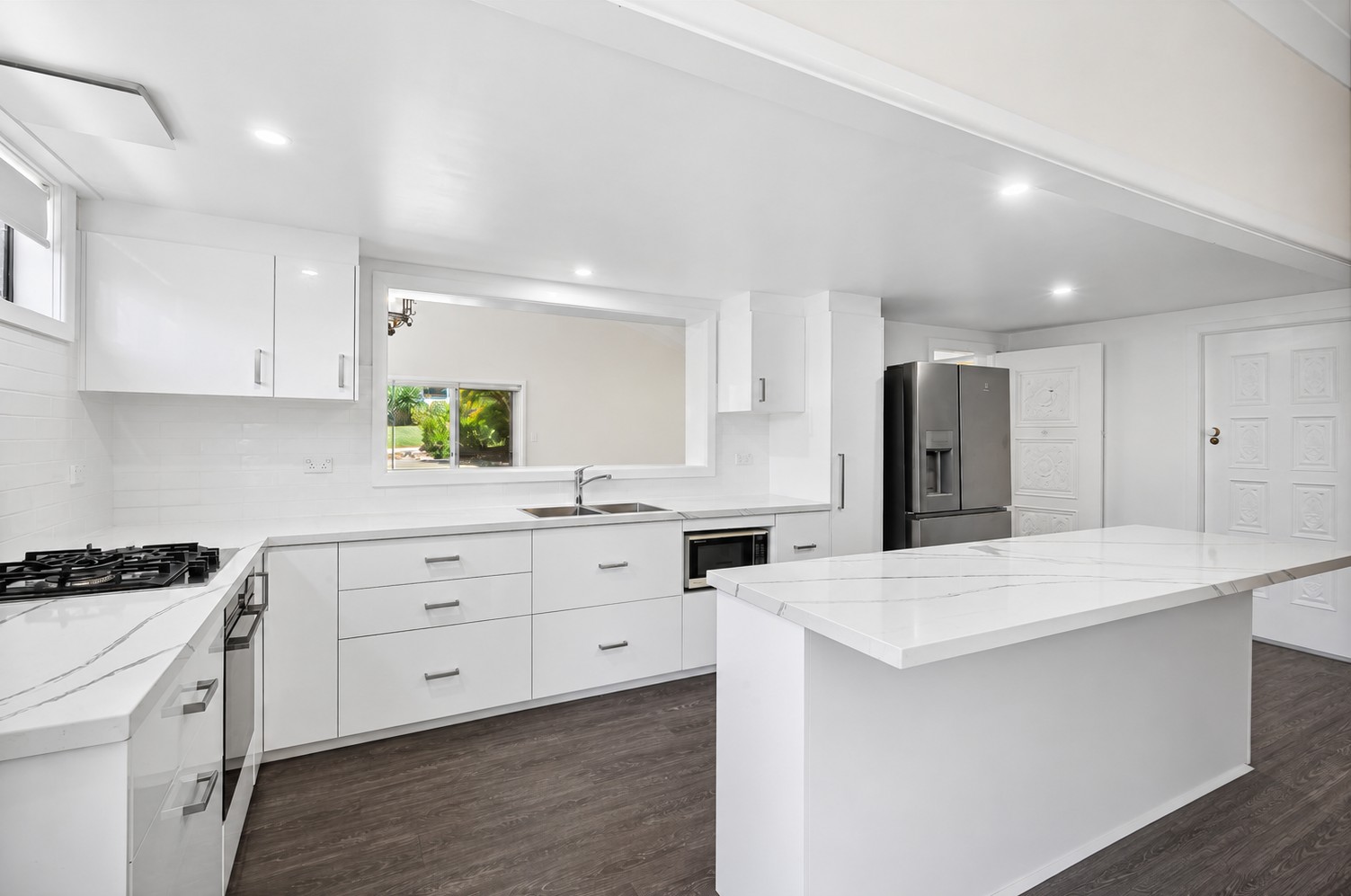 6 Alexander Street, Collaroy