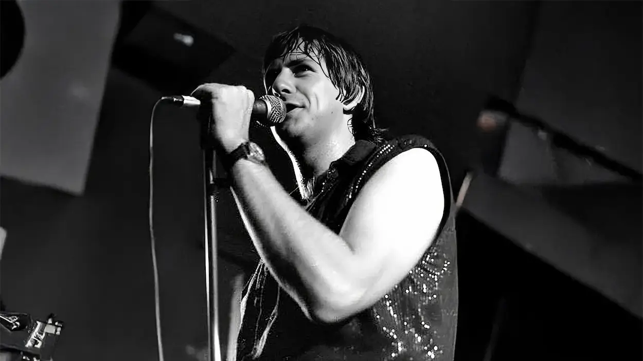 Dave Warner’s Suburban Boy Takes the Stage