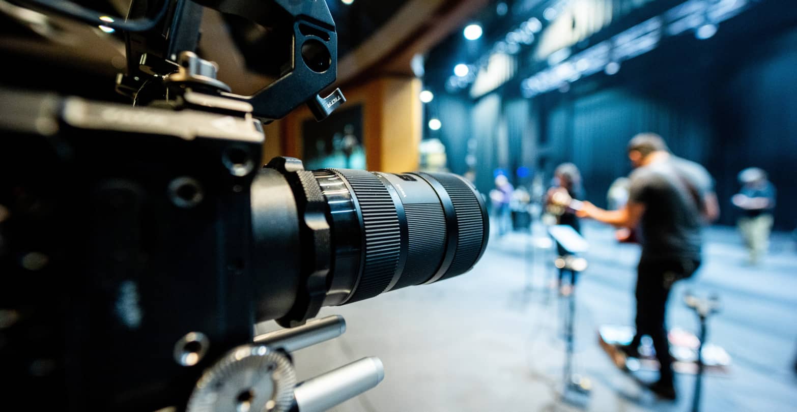 How to build an affordable pro studio for your videos