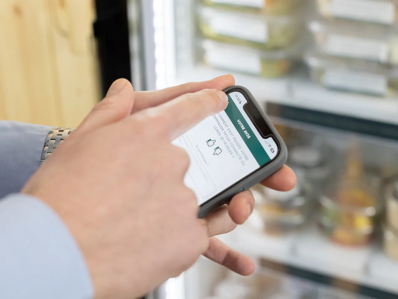 interface Popchef qui est connecté au frigo sur un smartphone