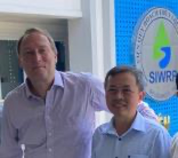 Mikael Muegge of EUTEMA Research with Dang Thanh Lam, PhD, Director of SIWRP, after the 3rd SOS-Water stakeholder workshop in Vietnam