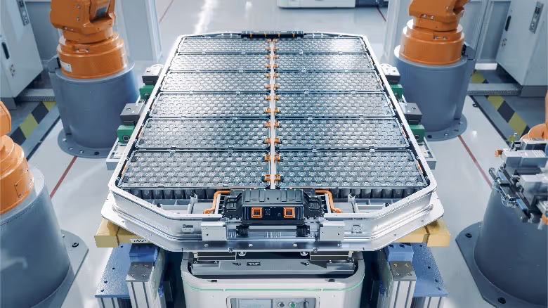 Batterieprüfung in der Automobil Industrie