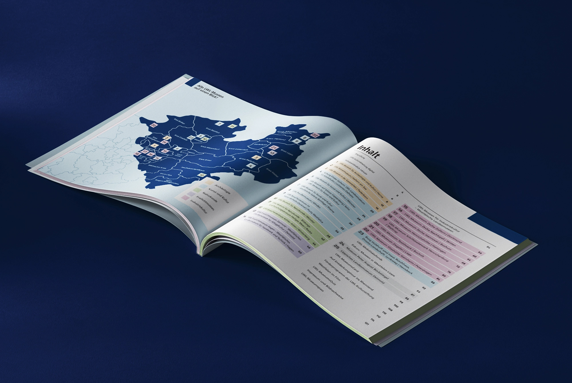 Open spread of the LWL Museumstour 2025 | 2026 publication showing a map of museum locations on the left page and a color-coded table of contents on the right page.