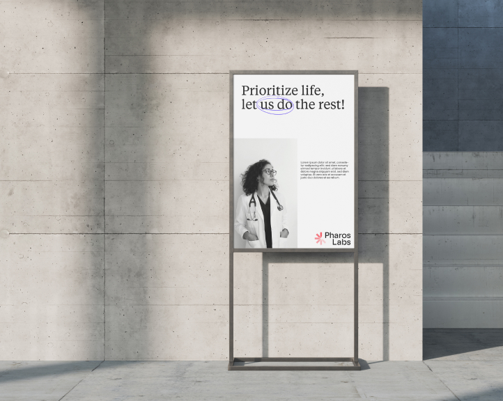 Außenplakatdesign für Pharos Labs von Studio Tülü, das das Branding im Gesundheitswesen mit mutiger Typografie und moderner Unternehmensidentität präsentiert.