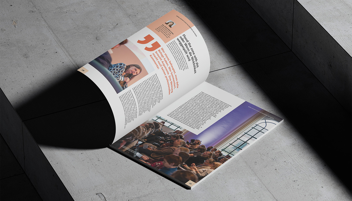 Veröffentlichung von Stellung beziehen, Demokratie verteidigen! zeigt ein großes Zitat, einen Artikeltext und Publikumsfotos von der Konferenz.