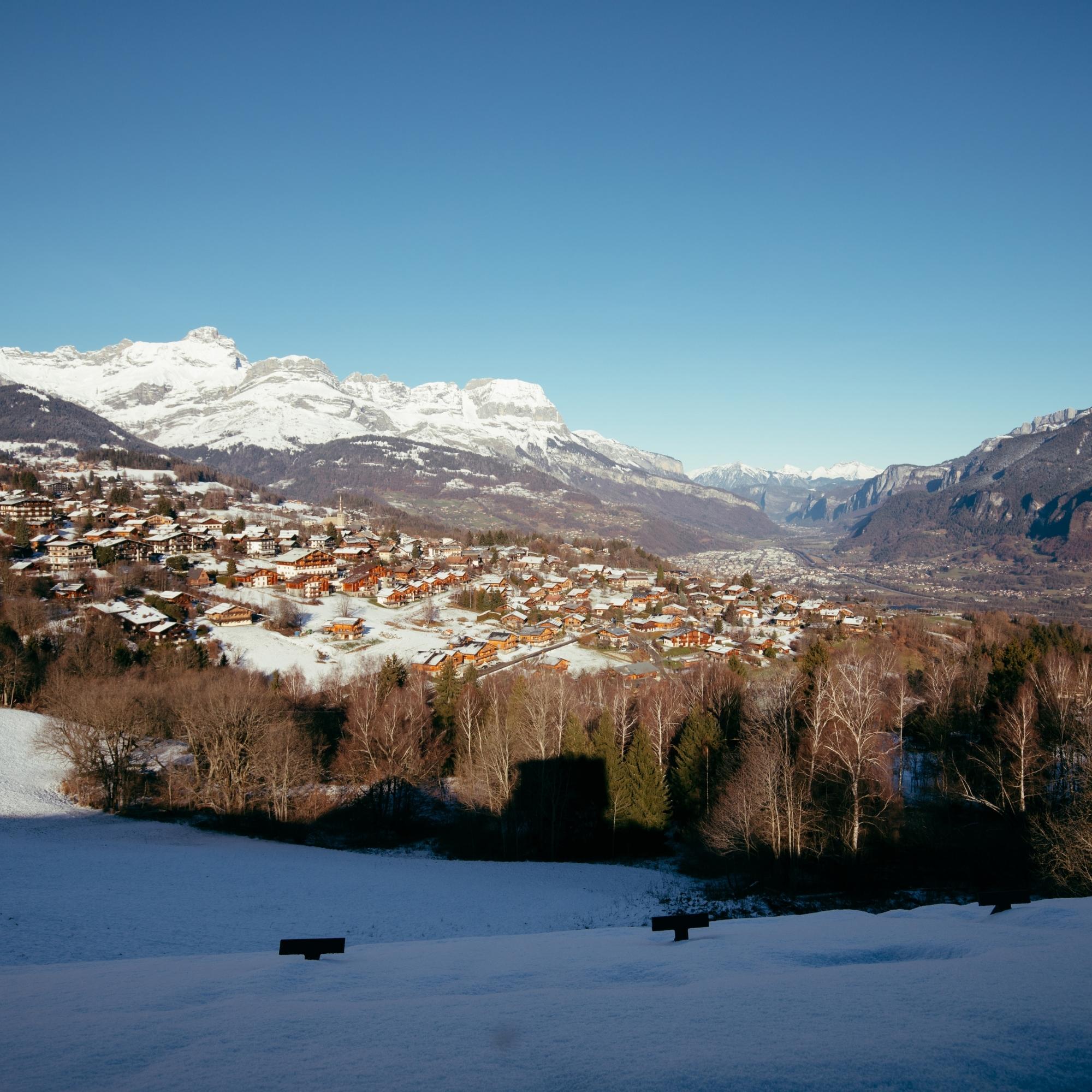 Winter views of Combloux and the Alps from Caprice des Neiges