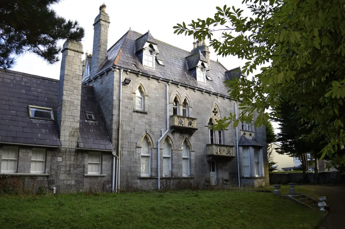 Glandore House, Monkstown