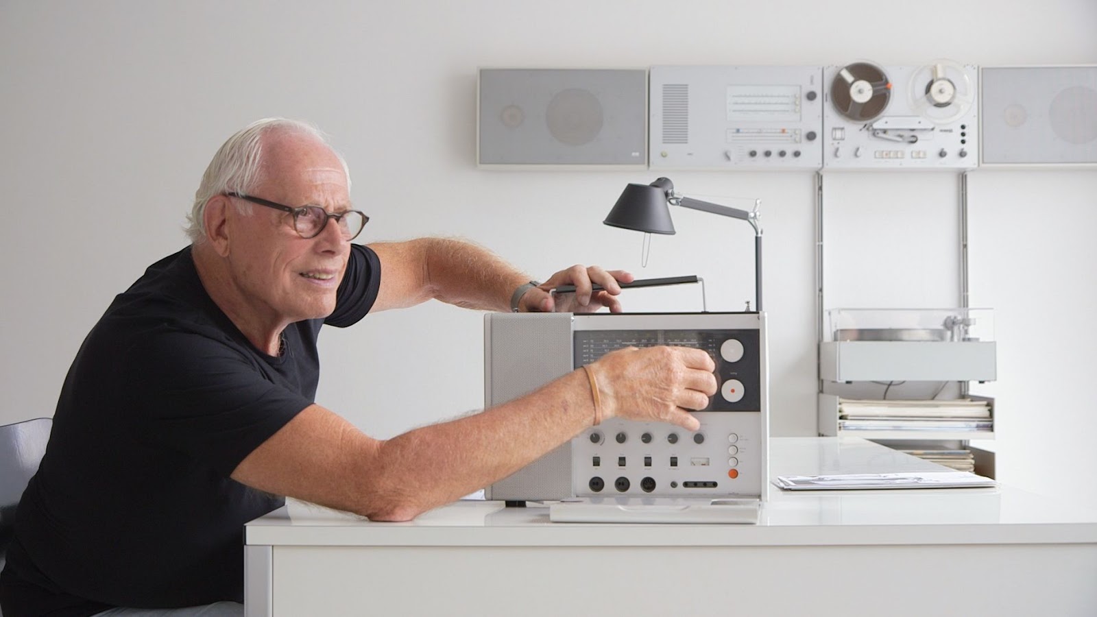 Les clés pour concevoir un design parfait selon dieter rams. Article de heysimon à propos des 10 règles d'or d'un design parfait selon le célèbre designer Dieter Rams de Braun