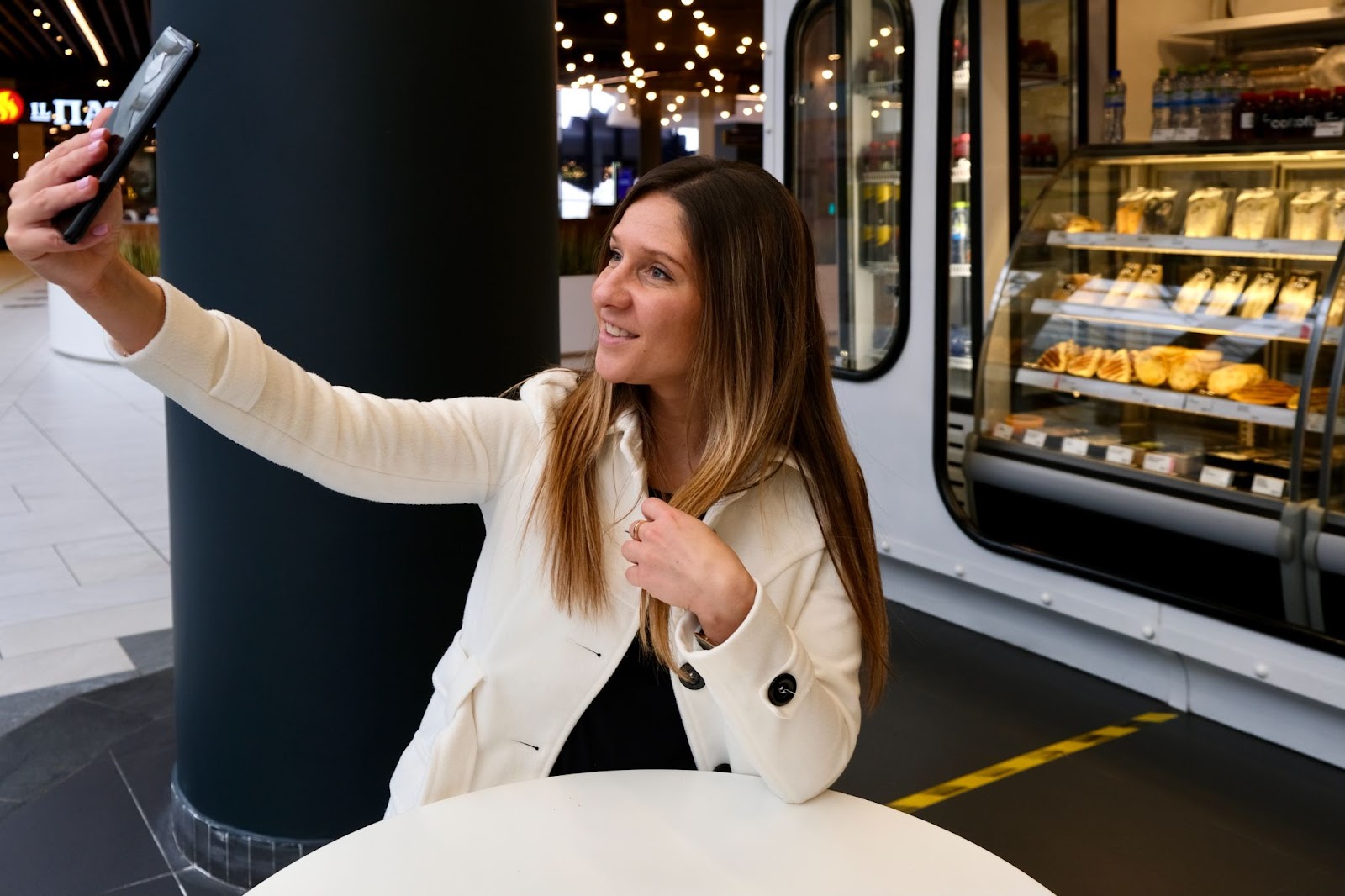 L'approche UGC (user generated content) est en train de changer la donne par rapport à la relation marque/client. Quelles sont les différentes formes d'UGC et comment appliquer la stratégie UGC dans une stratégie marketing ? Suivez le guide UGC avec cet article du blog de Heysimon qui explique comment mettre en place des UGC dans une campagne marketing publicitaire.