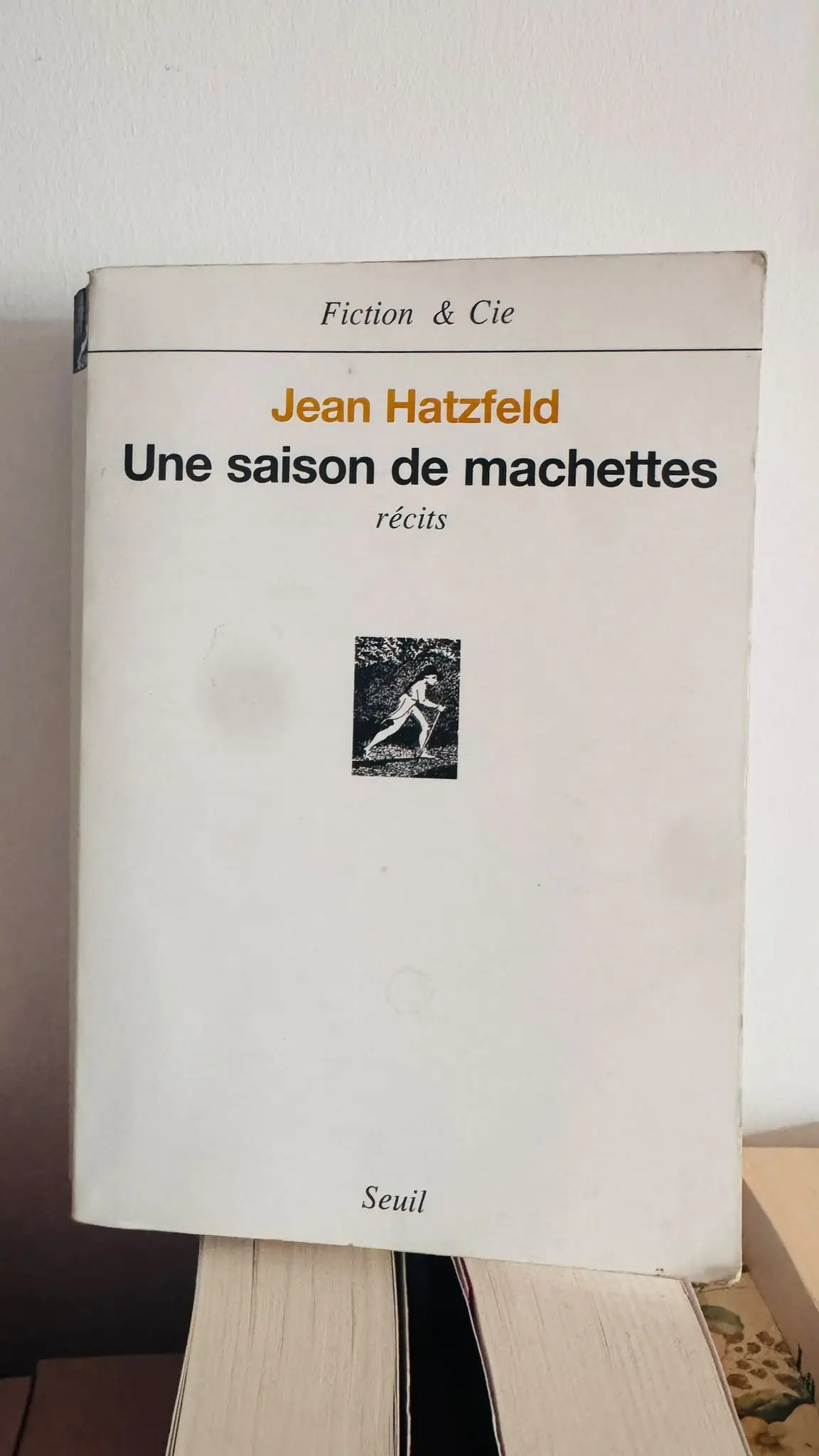 Couverture du livre Une saison de machettes de Jean Hatzfeld
