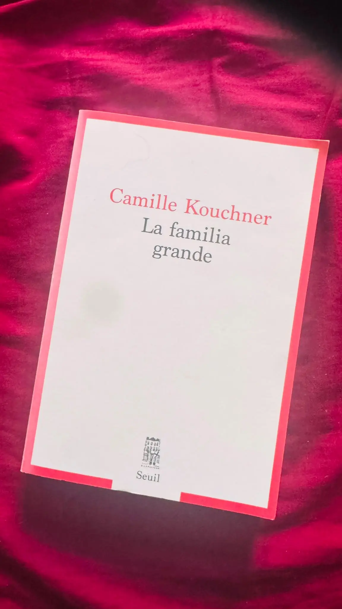 Couverture du livre La familia grande de Camille Kouchner