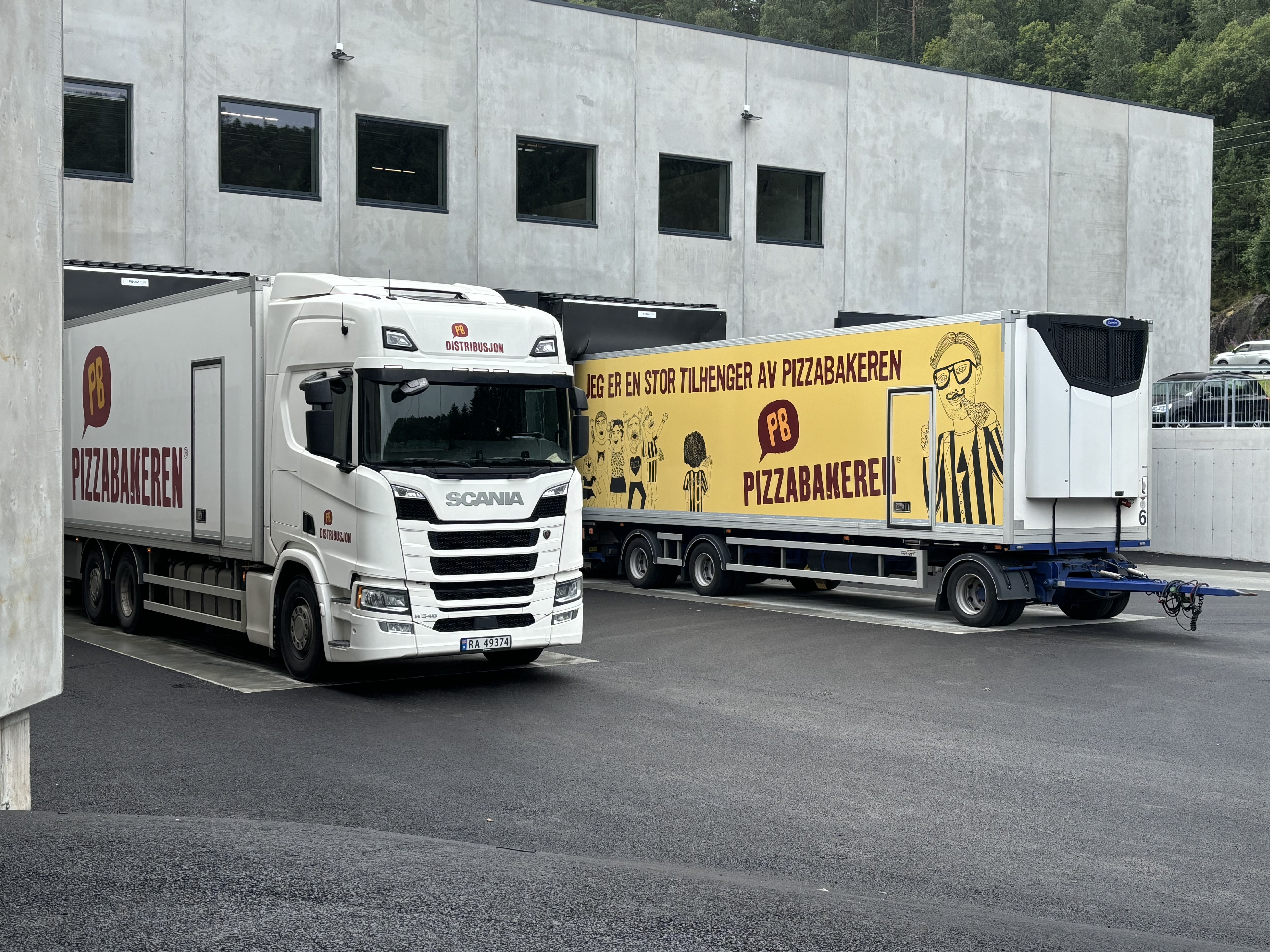 [background image] image of construction equipment (for a construction company)