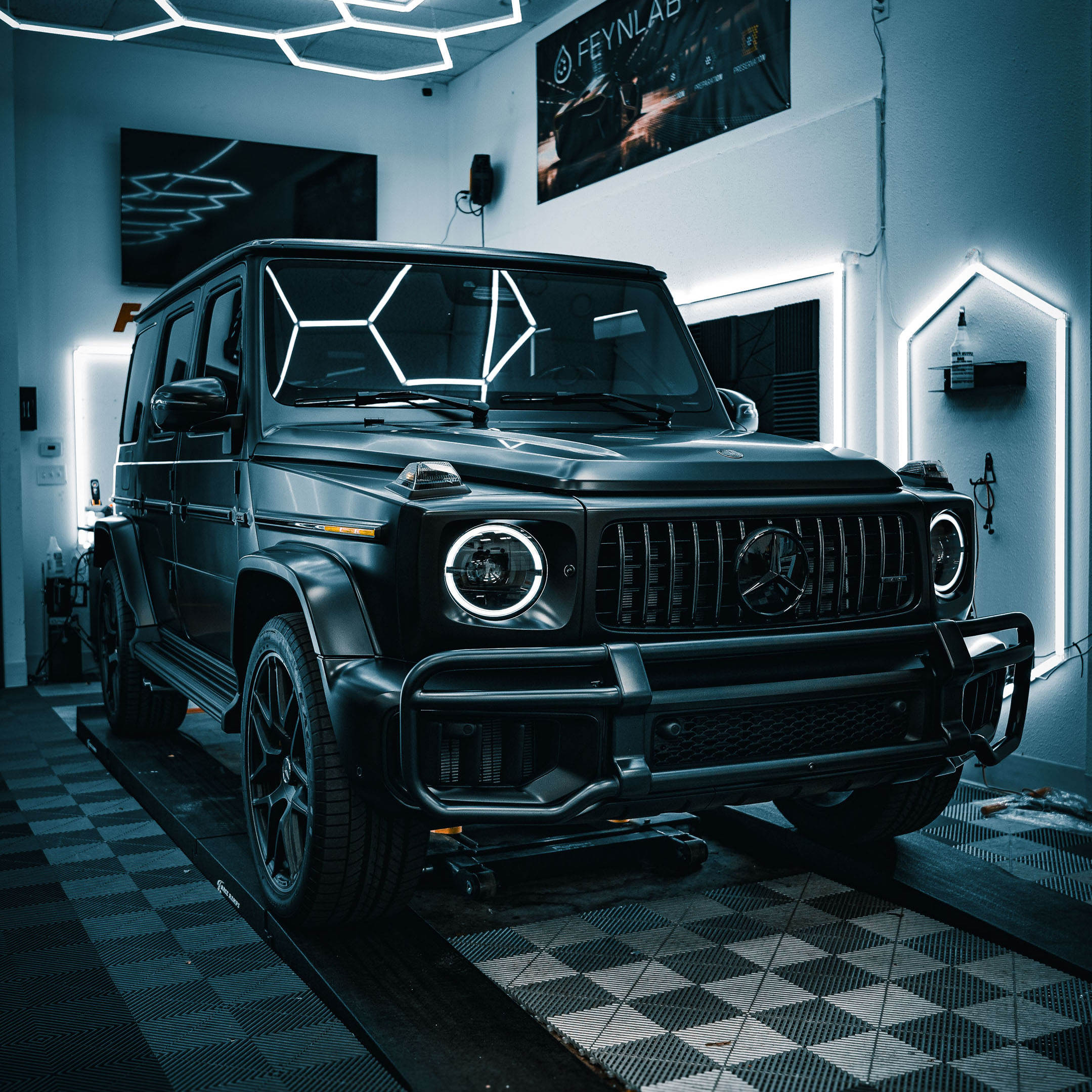Car showcase