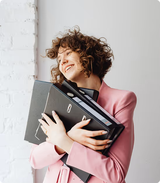 femme comptable dossiers