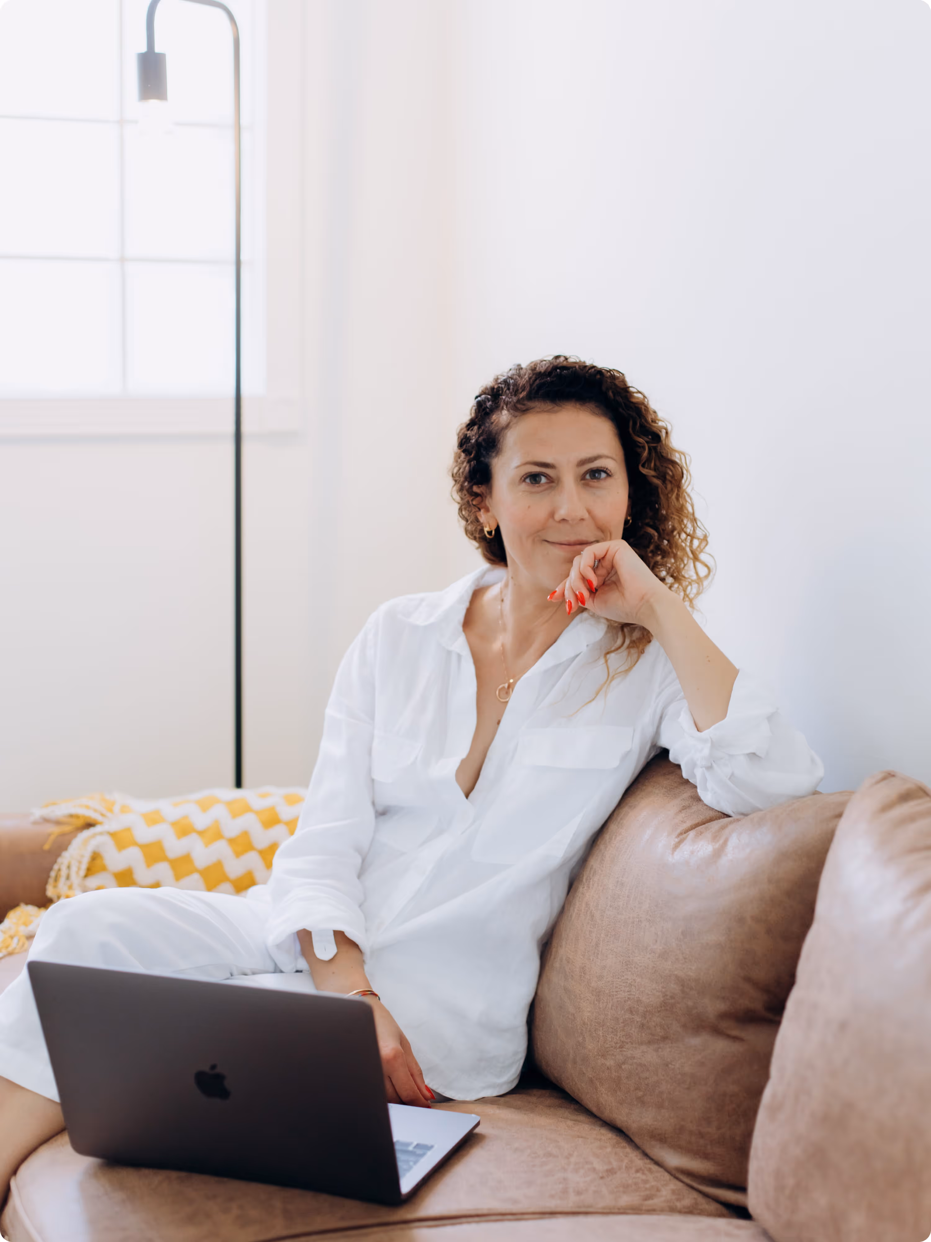 A certified holistic nutritional consultant, health and wellness coach working