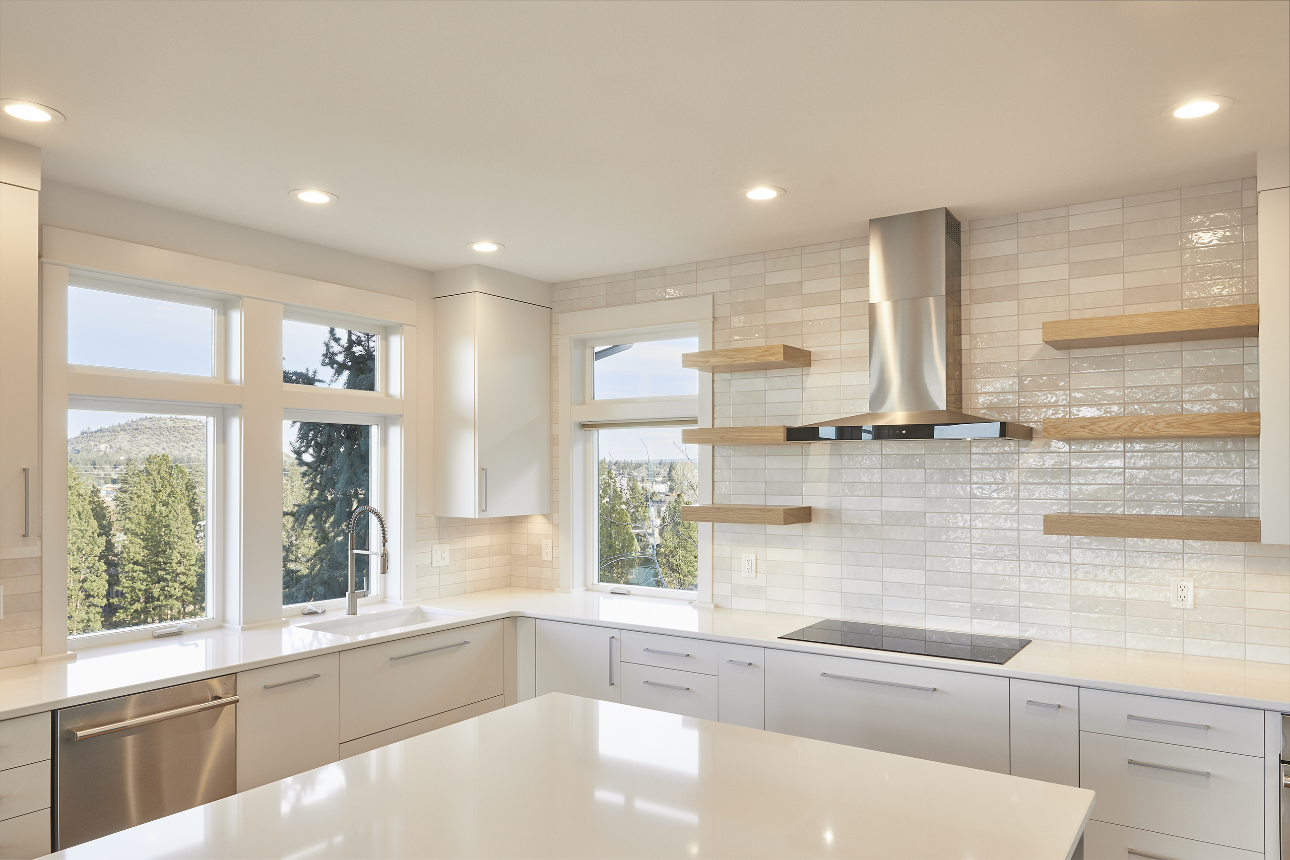 Kitchen & Living Room Renovation in Awbrey Butte, Bend
