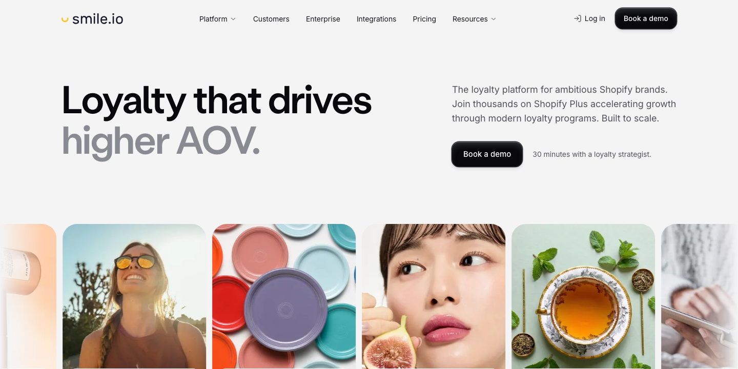 Smile.io website hero section