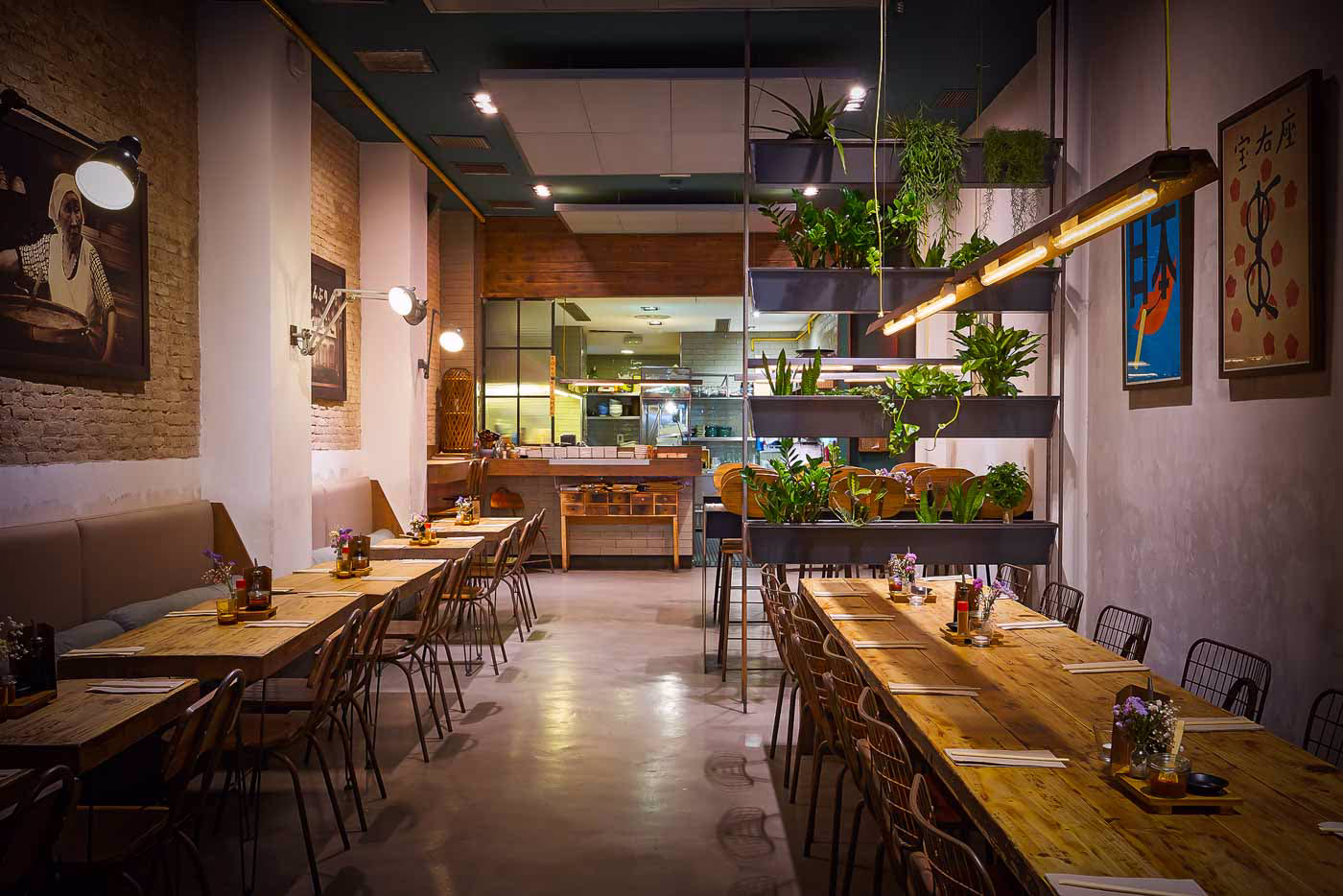 inside tables of el born restaurant