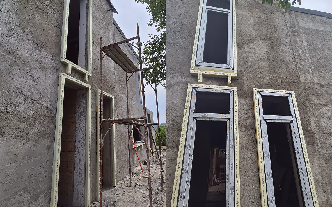 Exemplu de montaj al geamurilor în pre-cadre