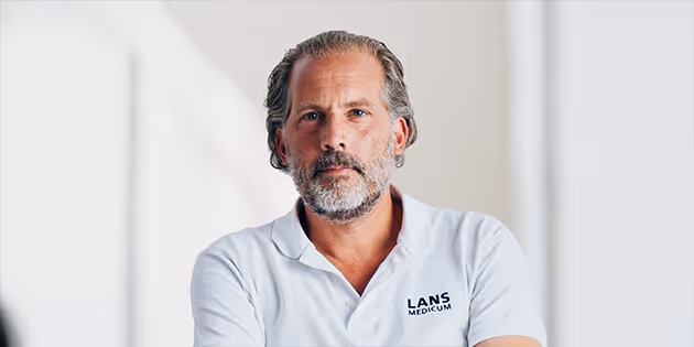 Dr. med. A. Konstantinou