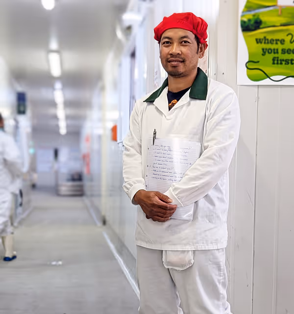 A factory worker - Literacy Aotearoa
