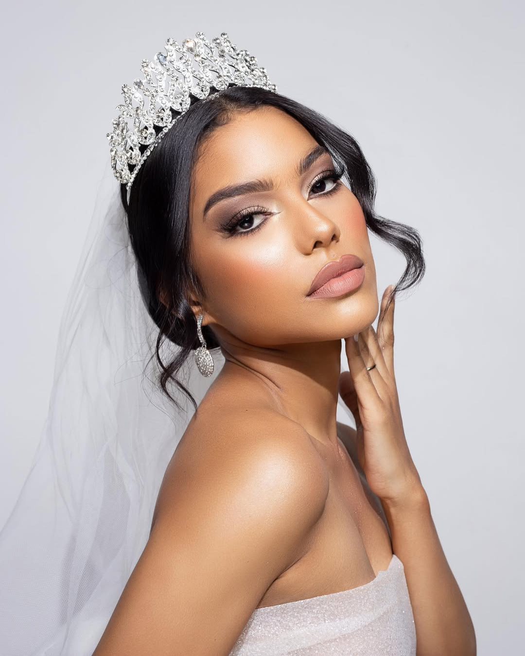Hair and Makeup Artist Melbourne- Glamagency