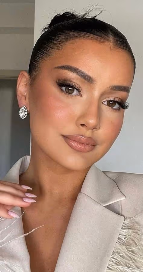 Hair and Makeup Services Melbourne- Glamagency