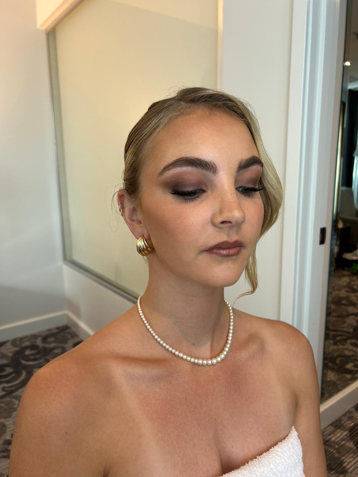 Hair and Makeup Artist Melbourne- Glamagency
