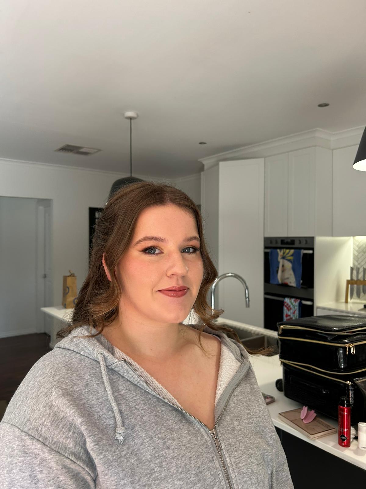Hair and Makeup Artist Melbourne- Glamagency