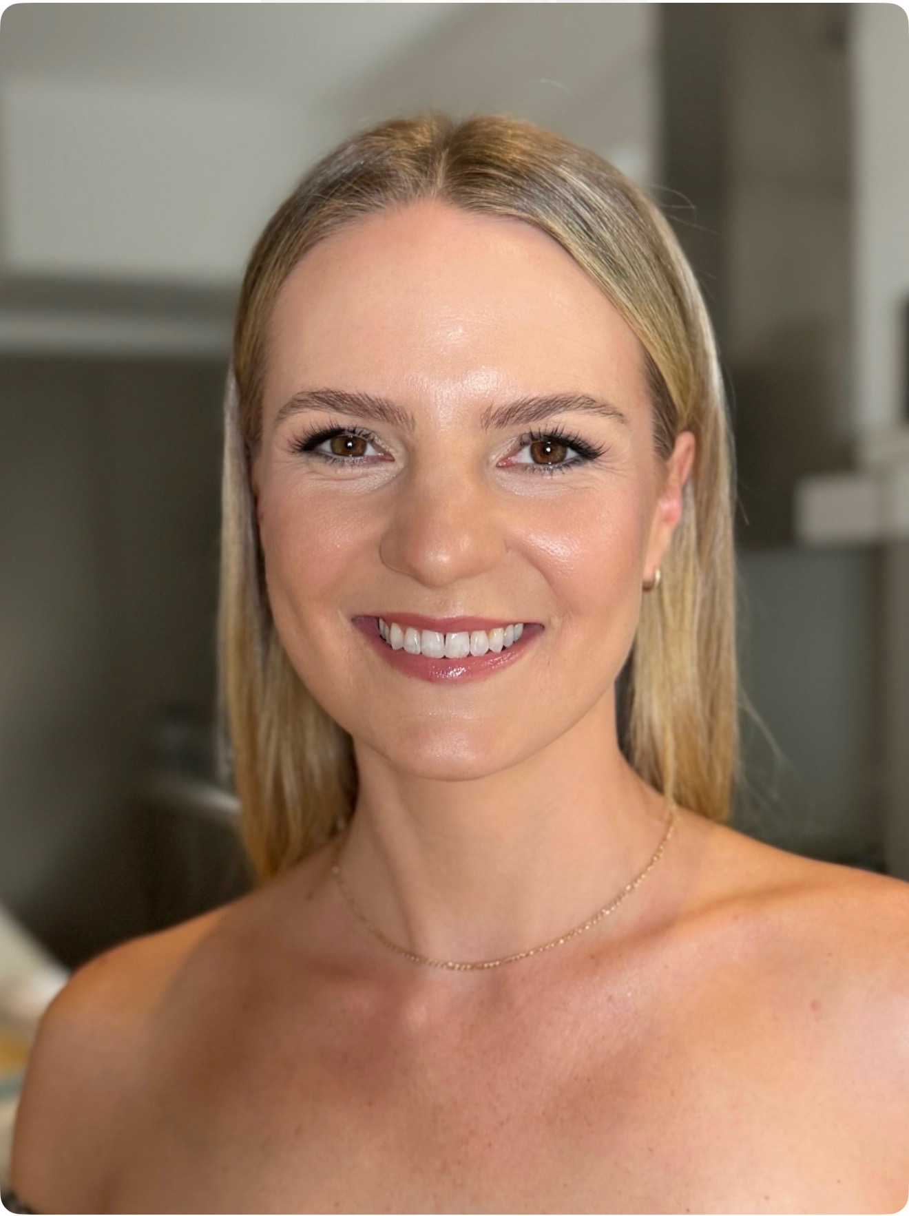 Hair and Makeup Artist Melbourne- Glamagency