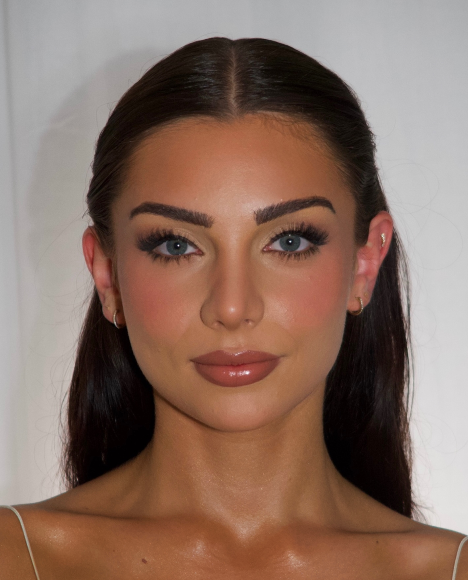 Hair and Makeup Artist Melbourne- Glamagency