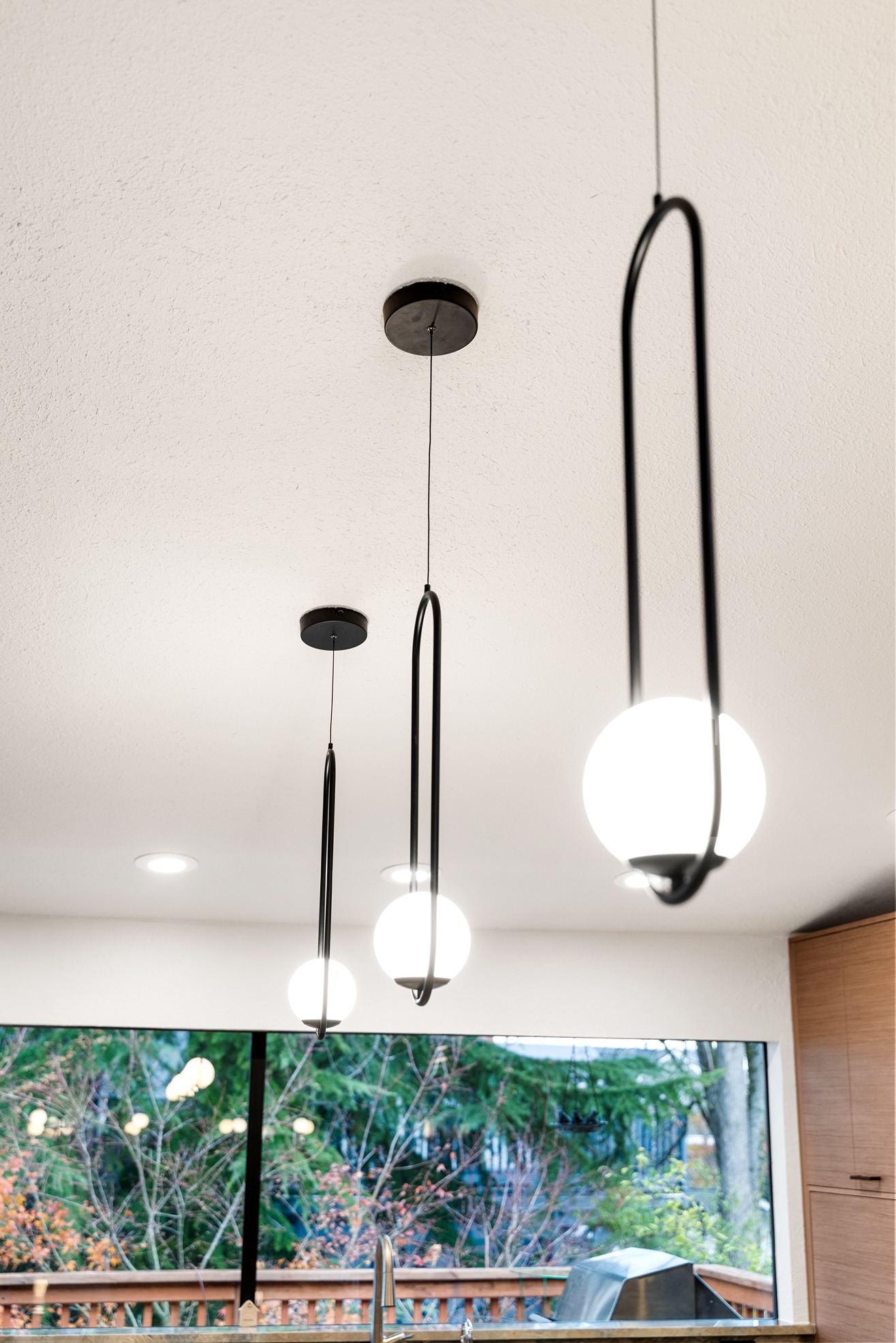 A West Seattle Beach House Gets a Stunning New Layout and Look