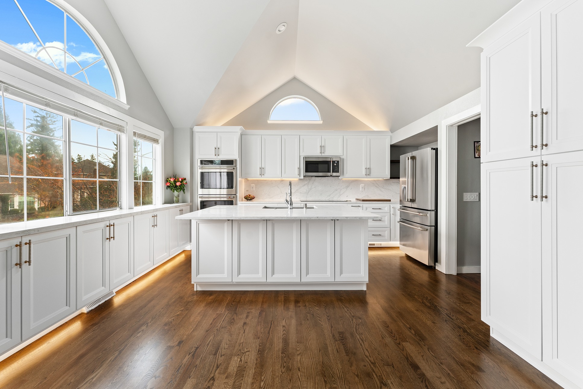 How We Opened Up and Modernized This Issaquah Kitchen