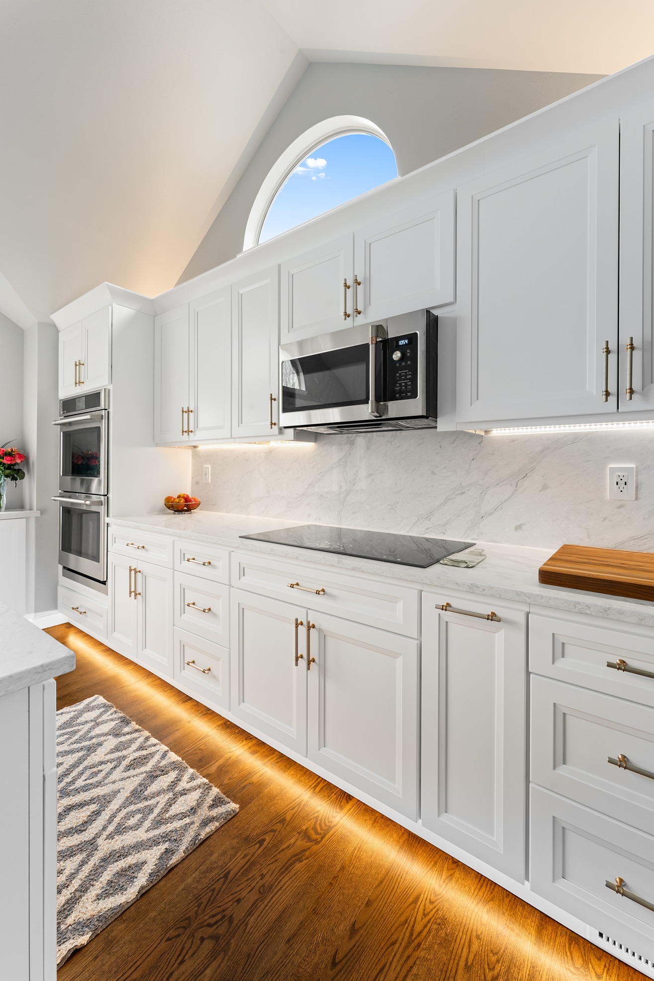 How We Opened Up and Modernized This Issaquah Kitchen