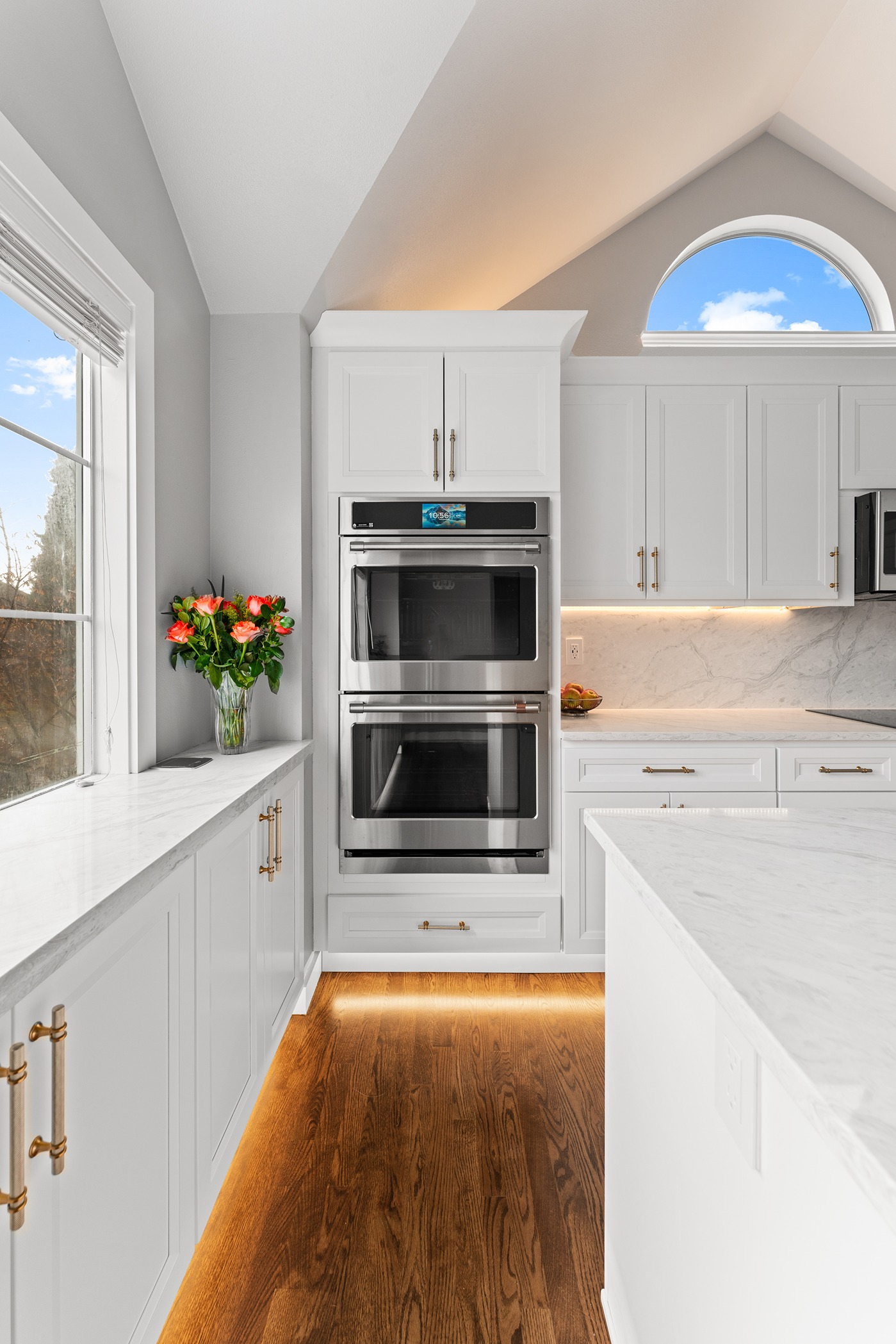 How We Opened Up and Modernized This Issaquah Kitchen