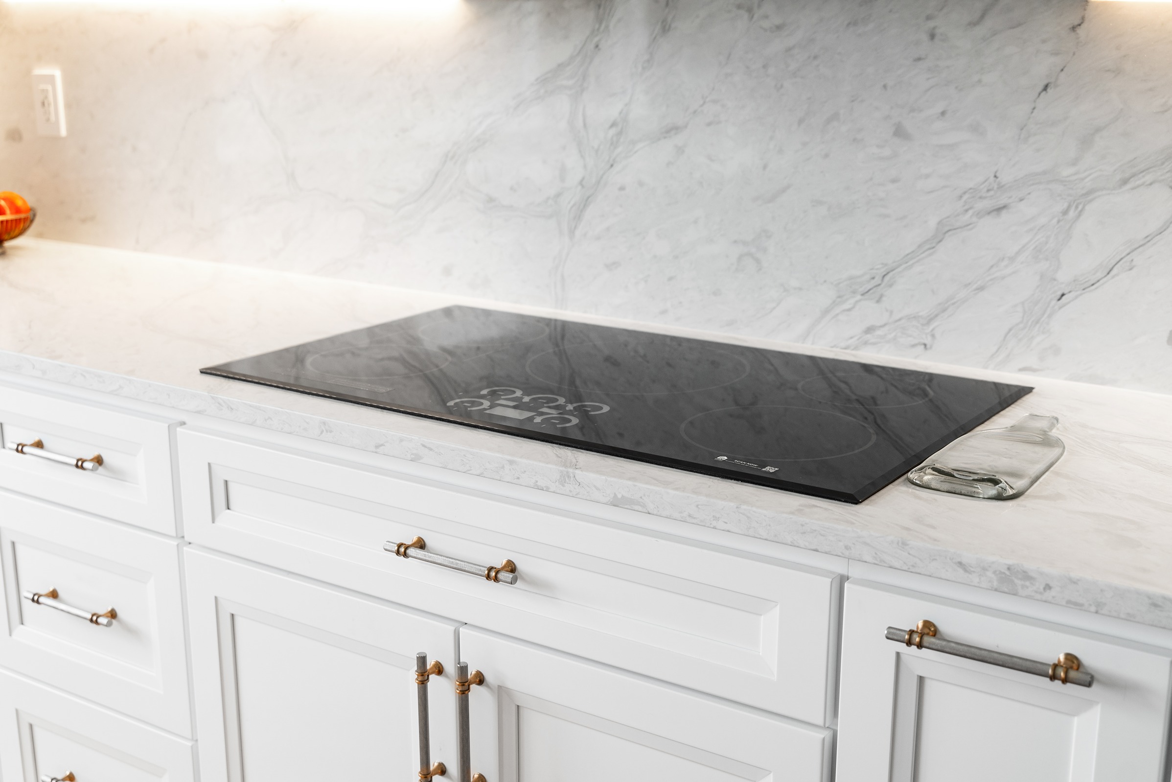 How We Opened Up and Modernized This Issaquah Kitchen