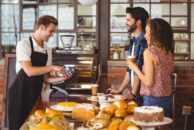 Cashless tipping system for restaurant staff