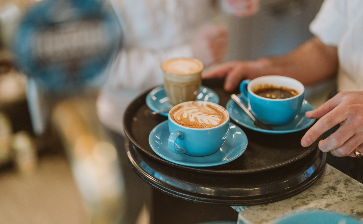 QR ordering and cashless tipping for a new café