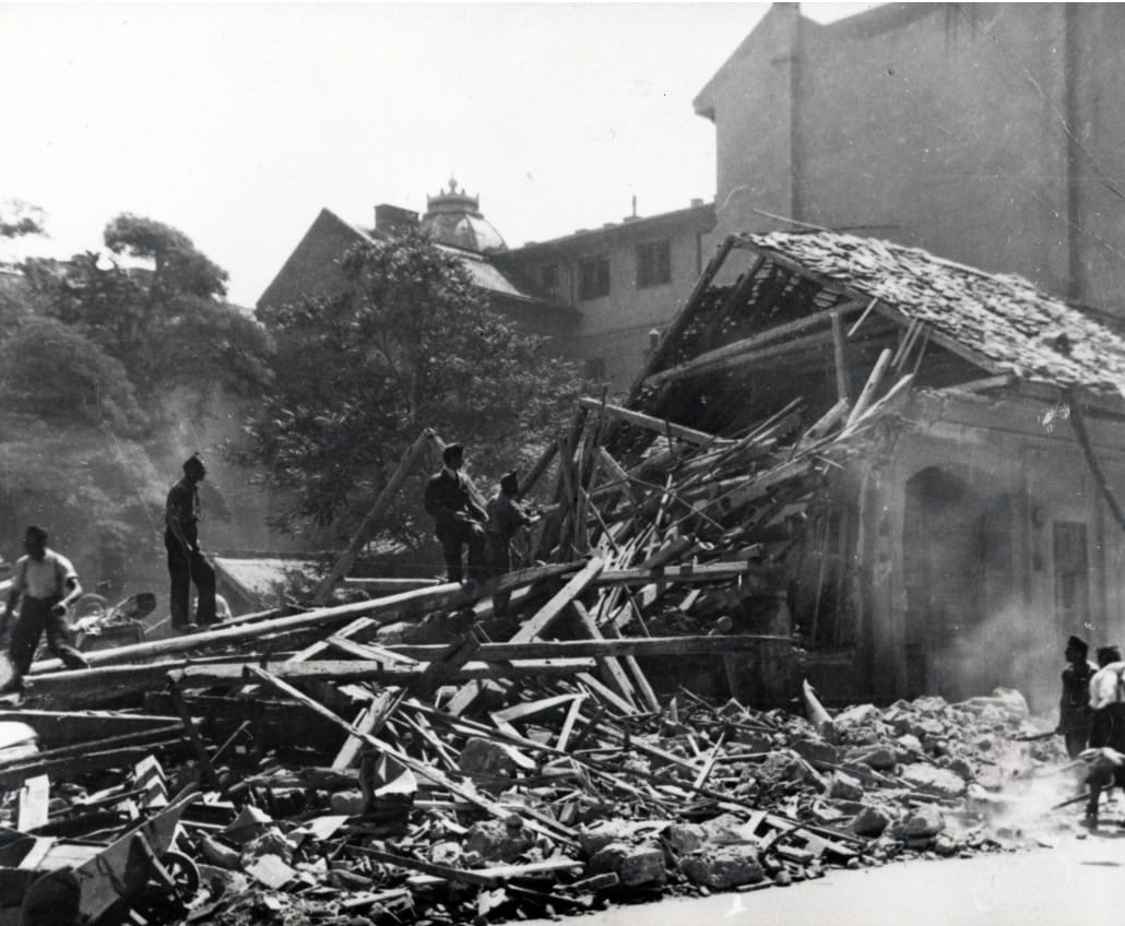 Romeltakarítás a Ráday utca 46. számú ház romjainál (Fortepan/Szesztay család)