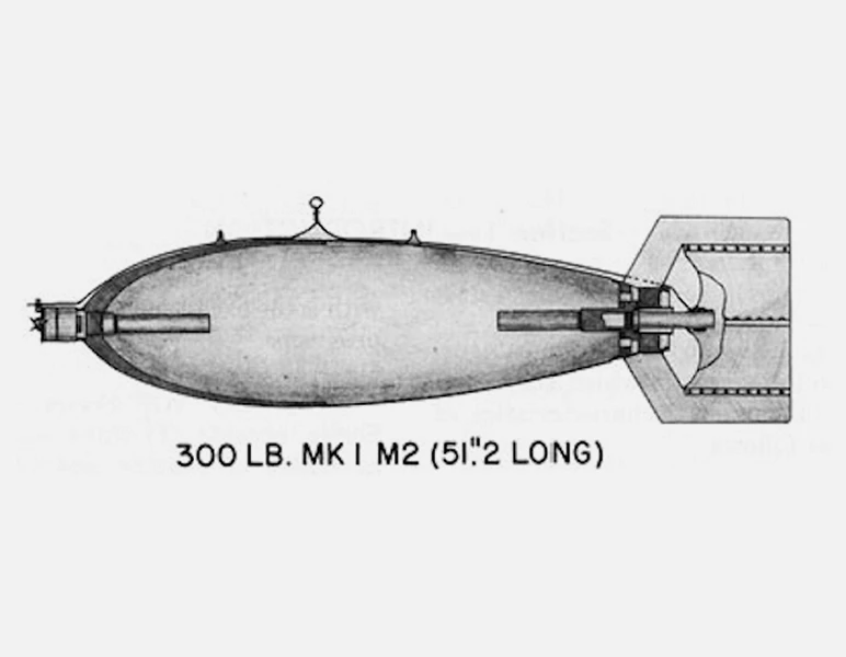 Az amerikai 300 lb GP rombolóbomba 144 font (65 kg) TNT, vagy 135 font (61 kg) Amatol robbanóanyagot tartalmazott.
