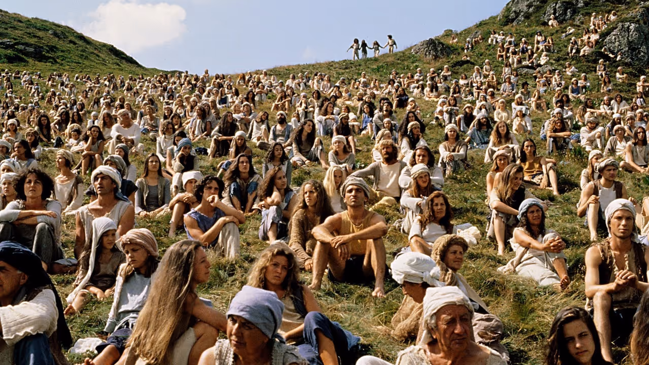 1996 – Production : Alain Sarde. Extrait du film « La Belle Verte » de Coline Serreau.