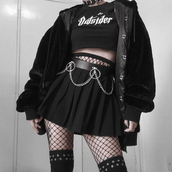 alt aesthetic girlie wearing all black