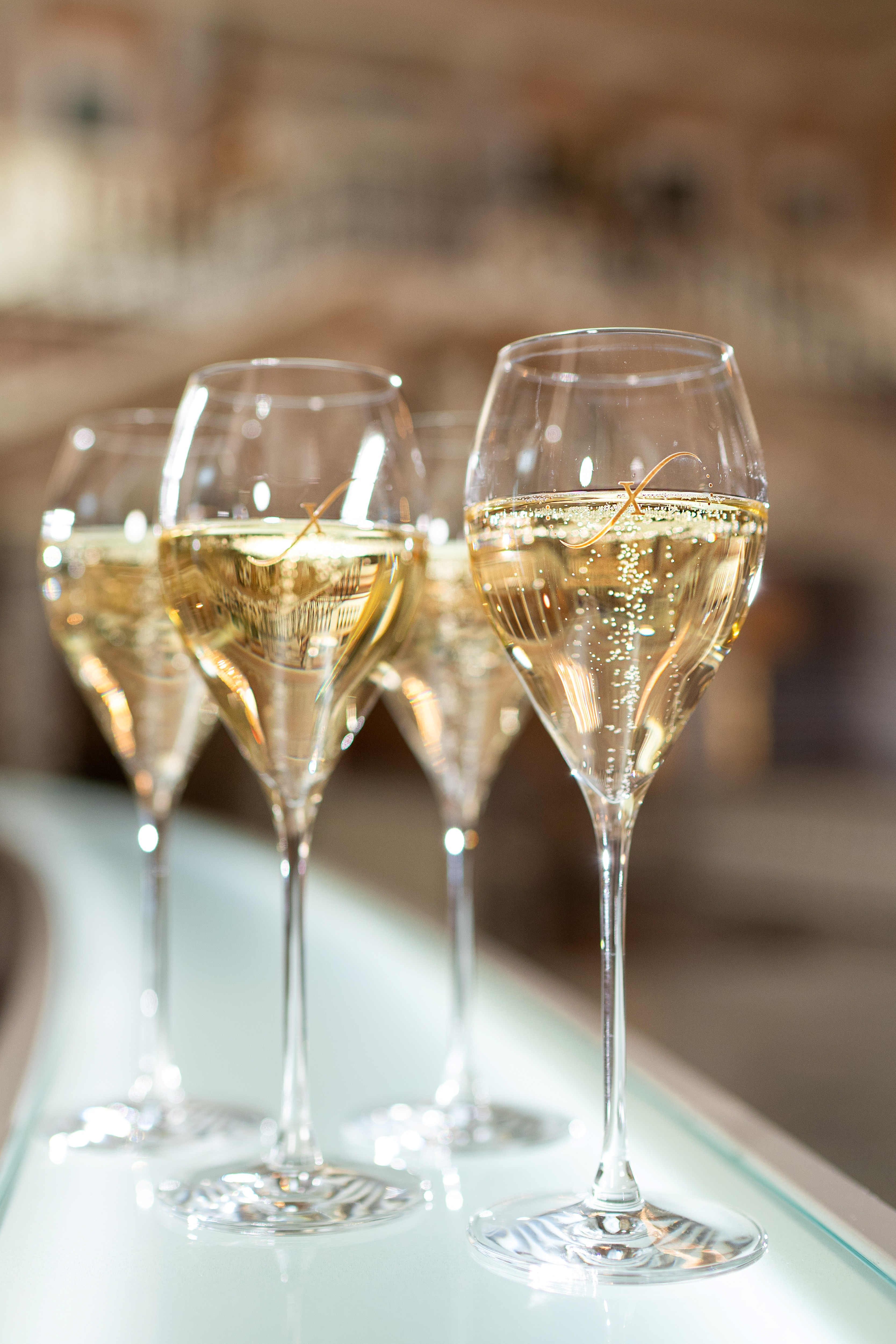Die umfassende Führung bei Henkell Freixenet in Wiesbaden. Buchen Sie die Experience-Tour mit Einblick in die Produktion und Verkostung von 2 Sekten.