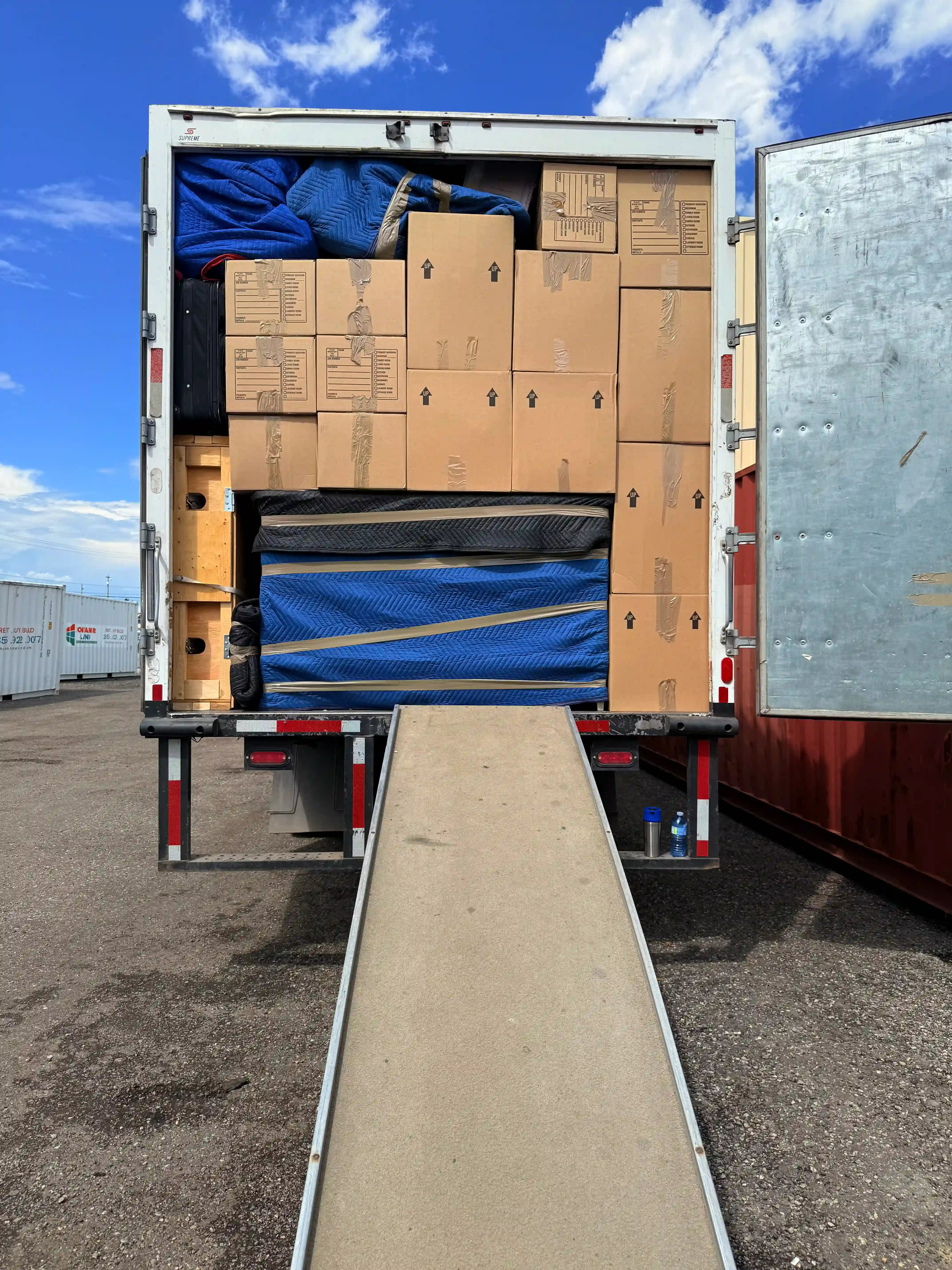  orange square movers image