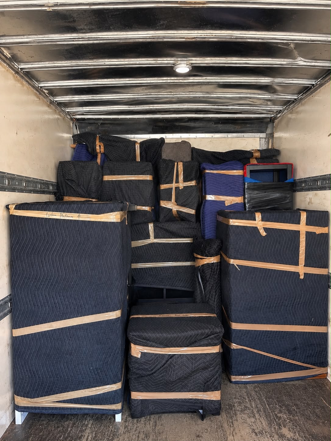 orange square movers image