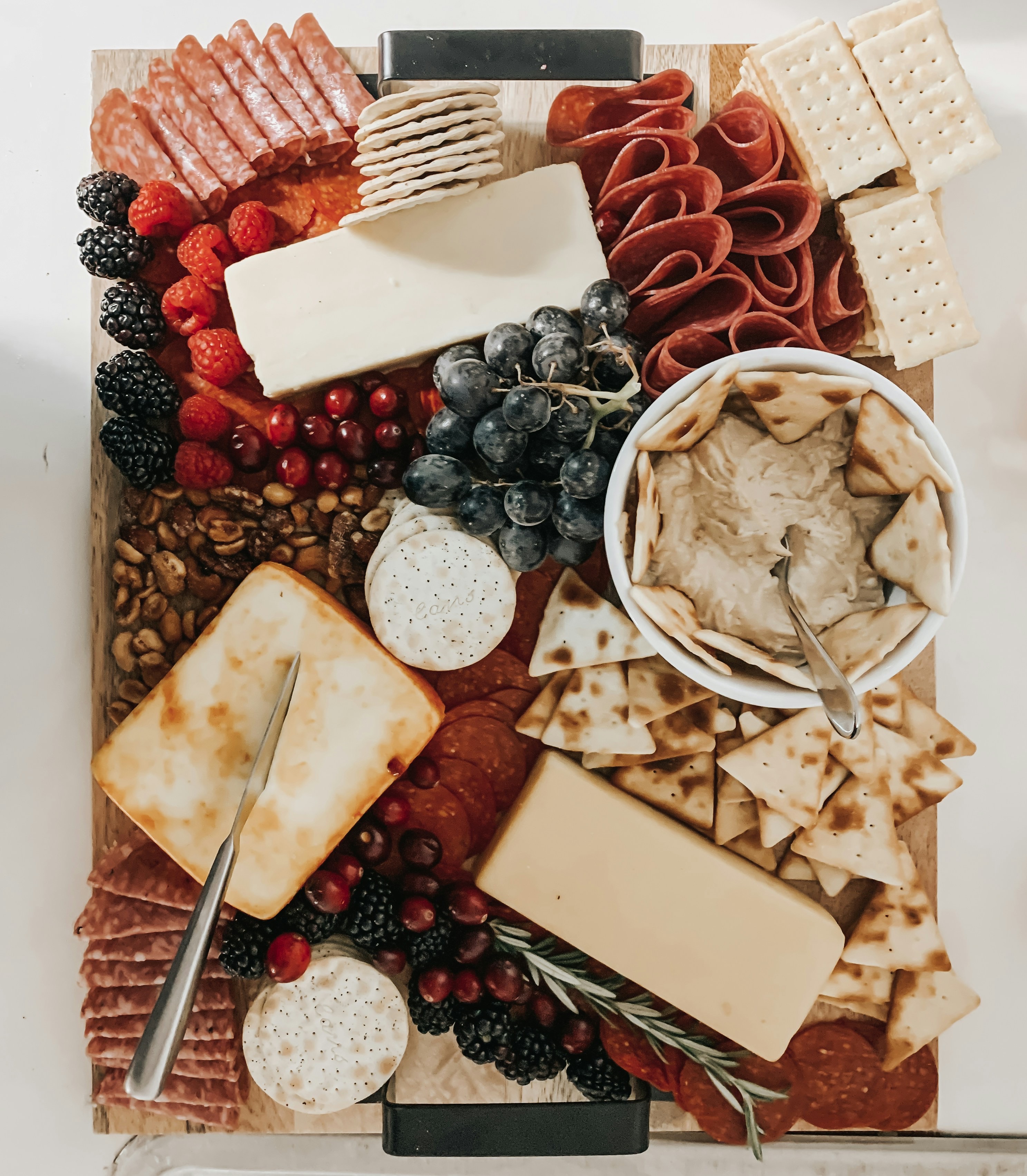 image of beautifully plated food dish (for a bars & pub)