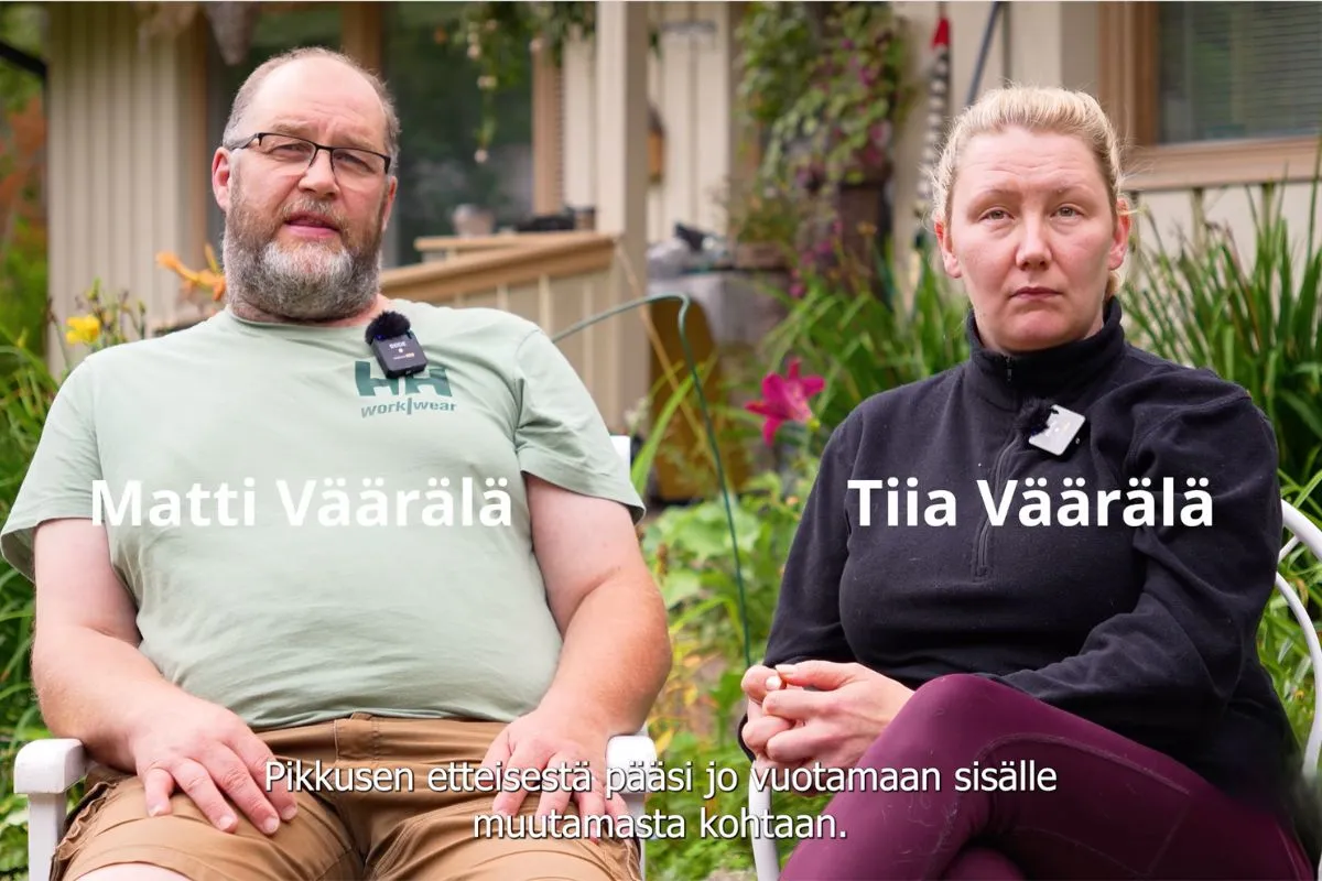 Lähikuva Restak kattoremonttiasiakkaasta