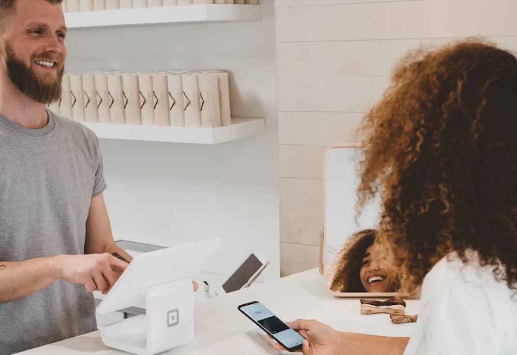 Start Controlling Your Finances - Startply X Webflow Template