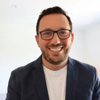 Jamie Claret, Autonomate